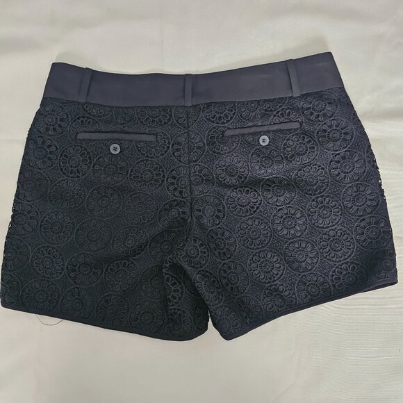 The Limited Women's Boho Black Floral Lace Crochet Tailored Shorts Size 10 - Picture 4 of 10